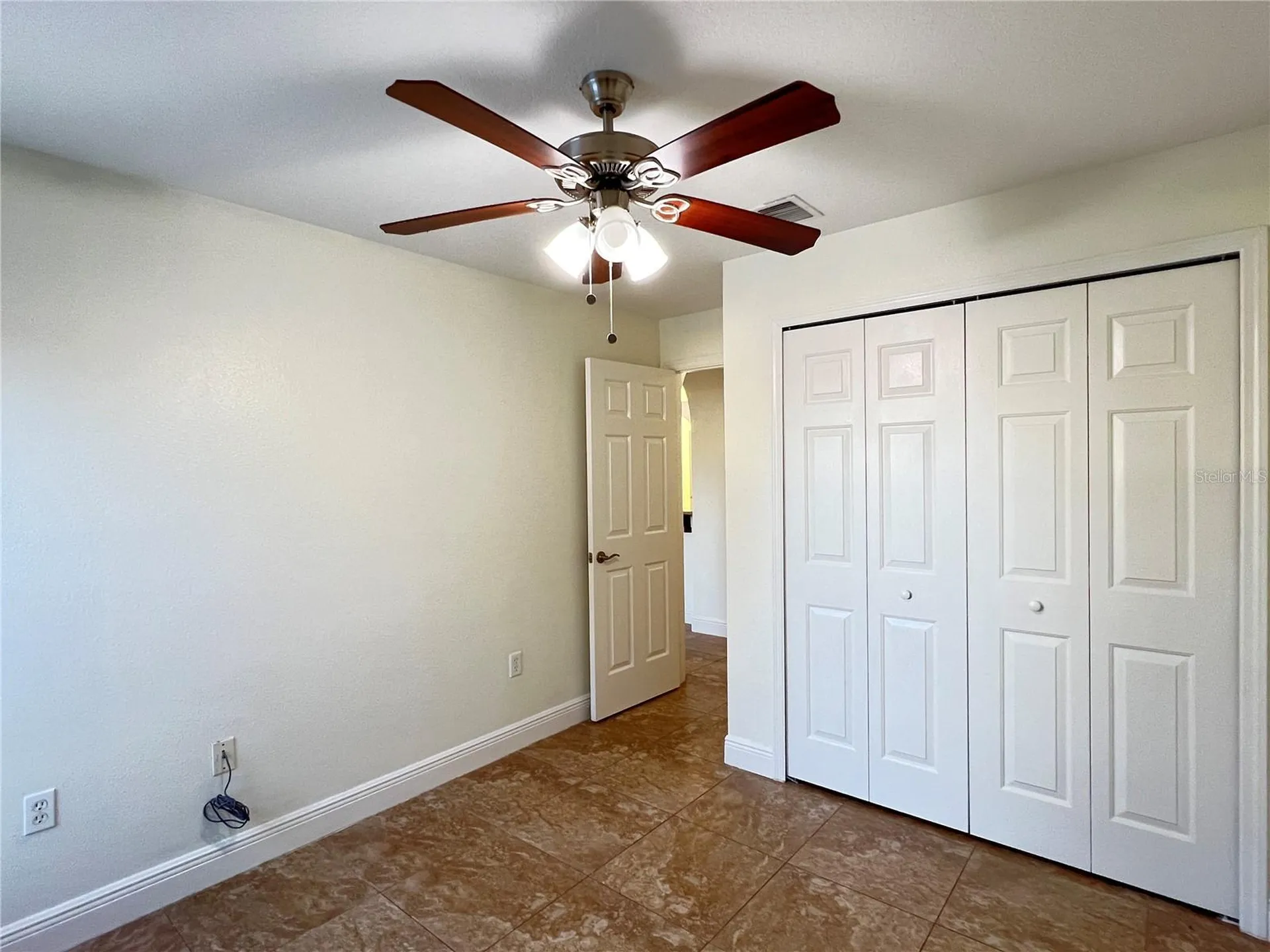 2859 Blooming Alamanda Loop Kissimmee FL 34747