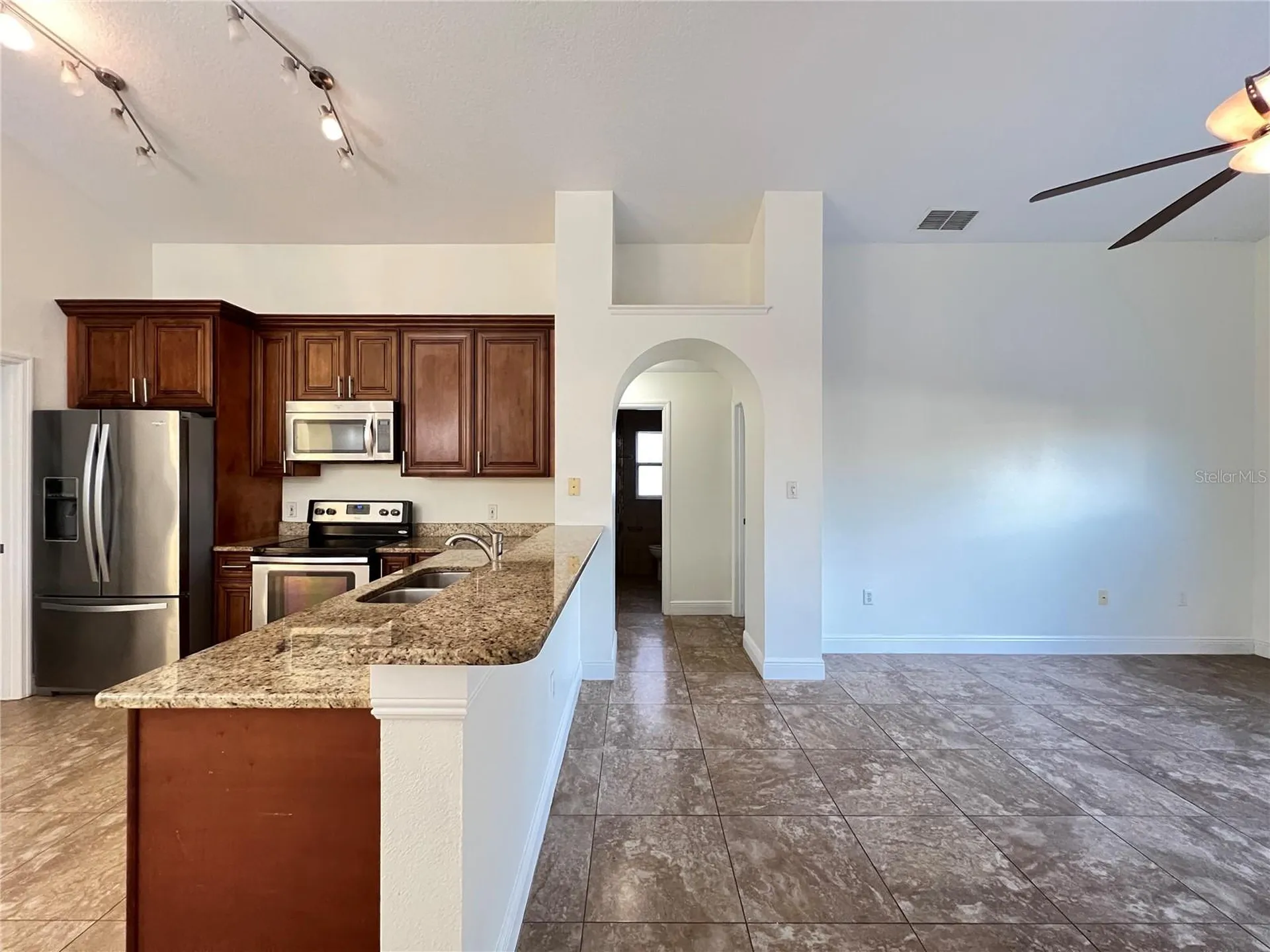 2859 Blooming Alamanda Loop Kissimmee FL 34747