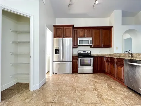 2859 Blooming Alamanda Loop Kissimmee FL 34747