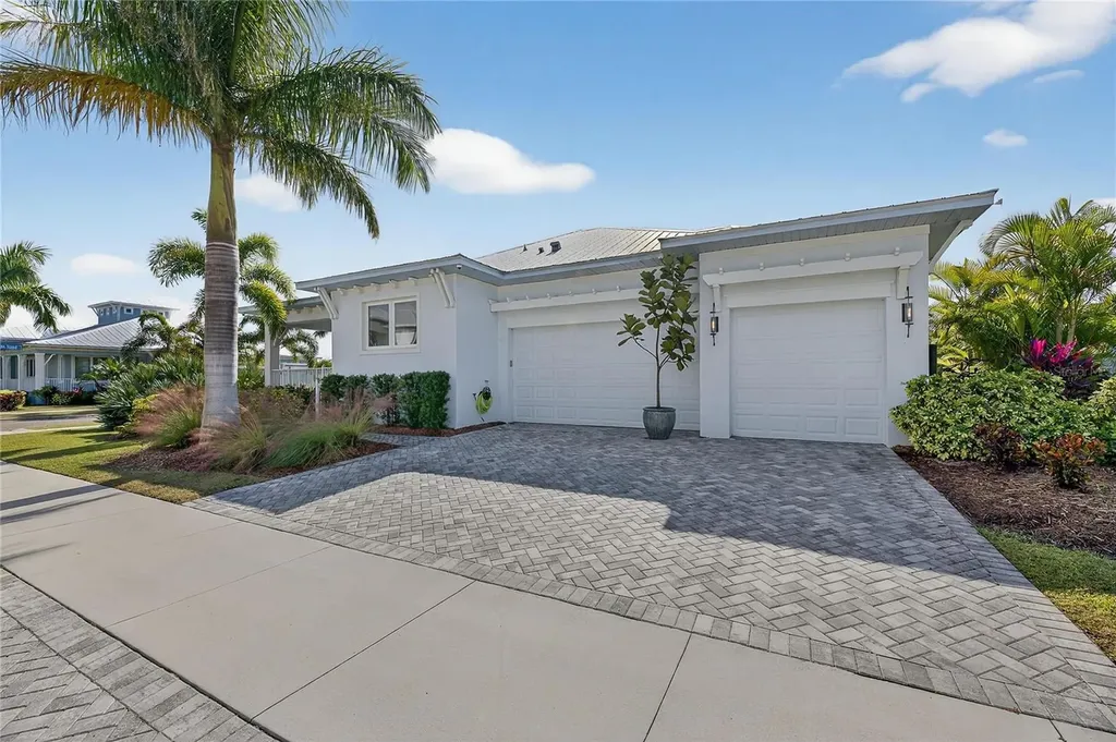 5720 Tybee Island Drive Apollo Beach FL 33572