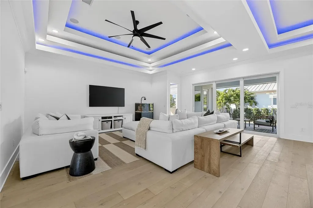 5720 Tybee Island Drive Apollo Beach FL 33572