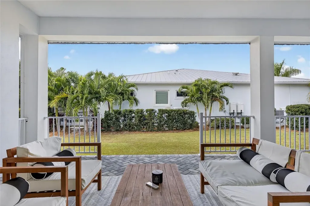 5720 Tybee Island Drive Apollo Beach FL 33572