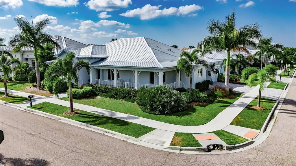 5720 Tybee Island Drive Apollo Beach FL 33572