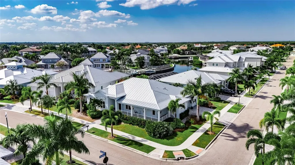 5720 Tybee Island Drive Apollo Beach FL 33572