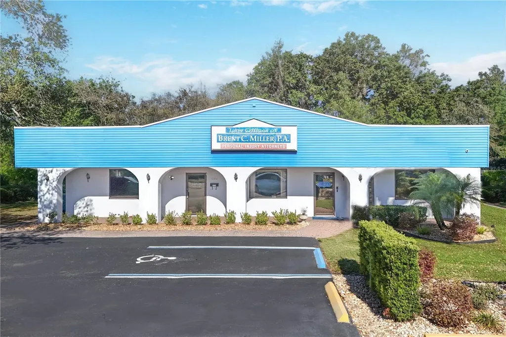 205 E Burleigh Boulevard Tavares FL 32778