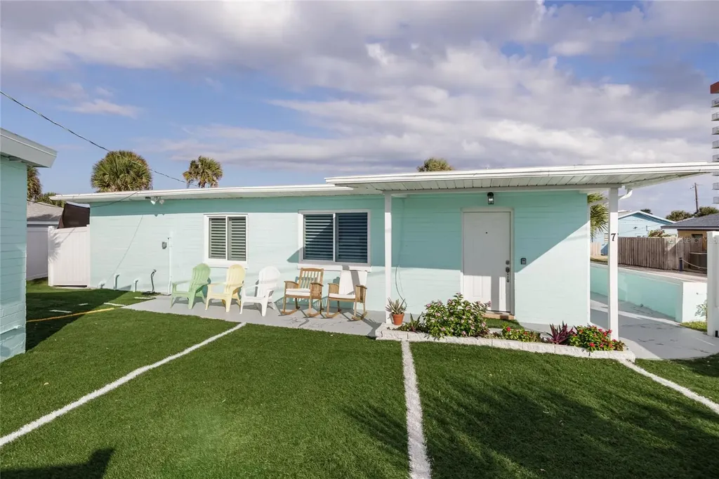 7 Neptune Park Drive Ormond Beach FL 32176