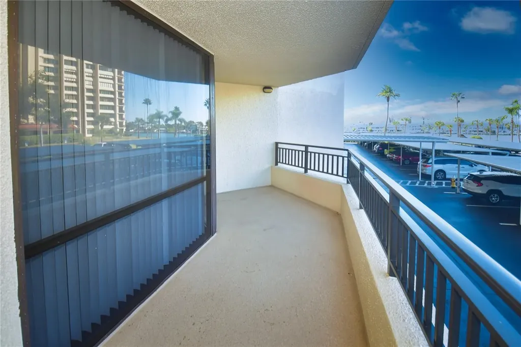 690 Island Way Clearwater FL 33767