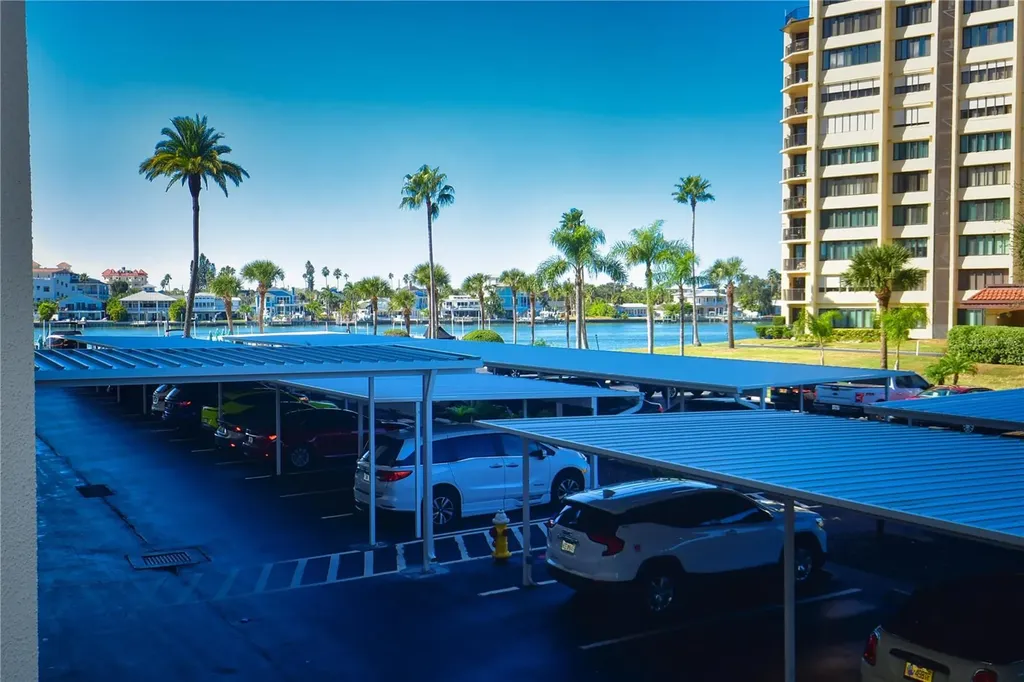 690 Island Way Clearwater FL 33767