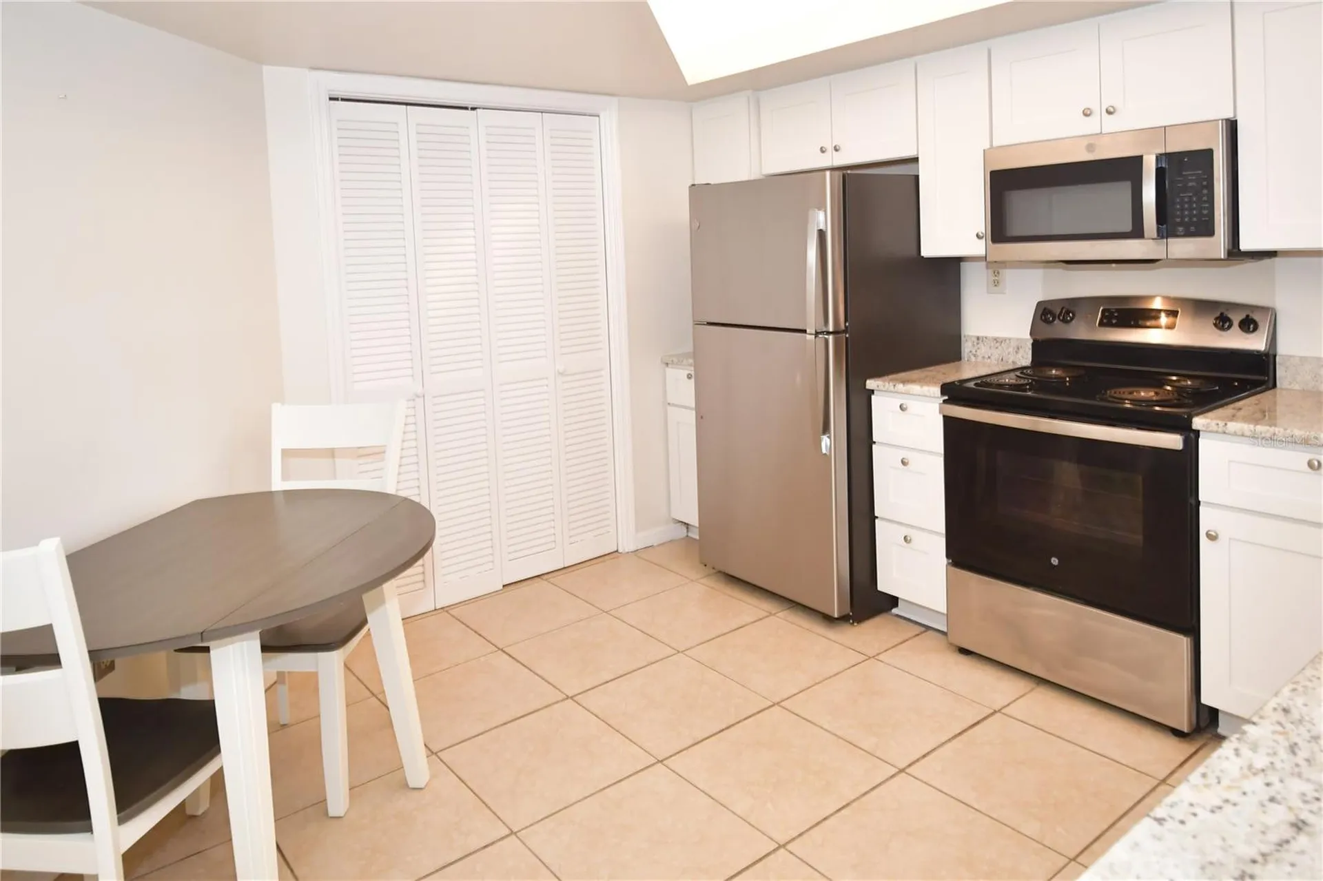 690 Island Way Clearwater FL 33767