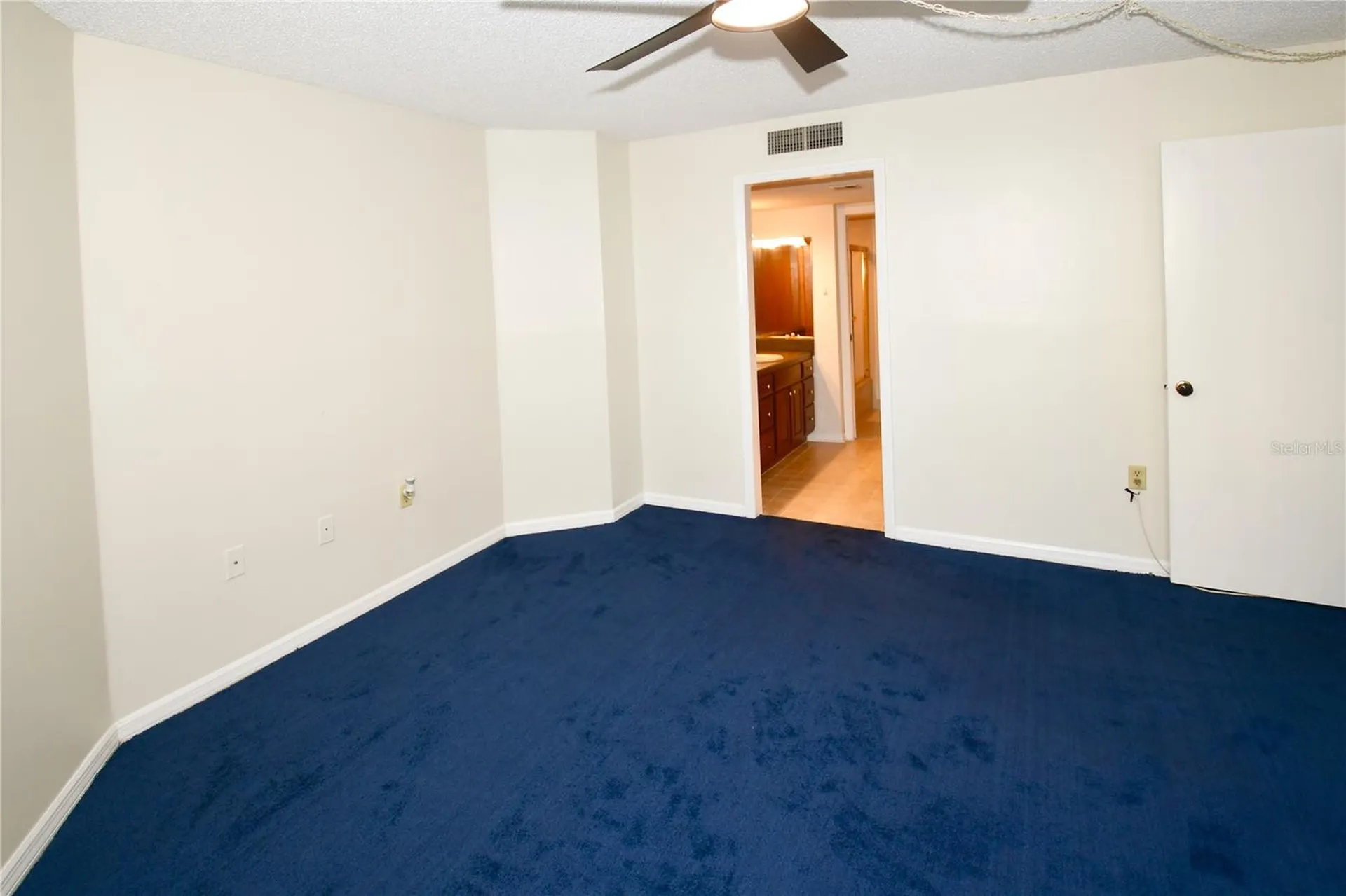 690 Island Way Clearwater FL 33767