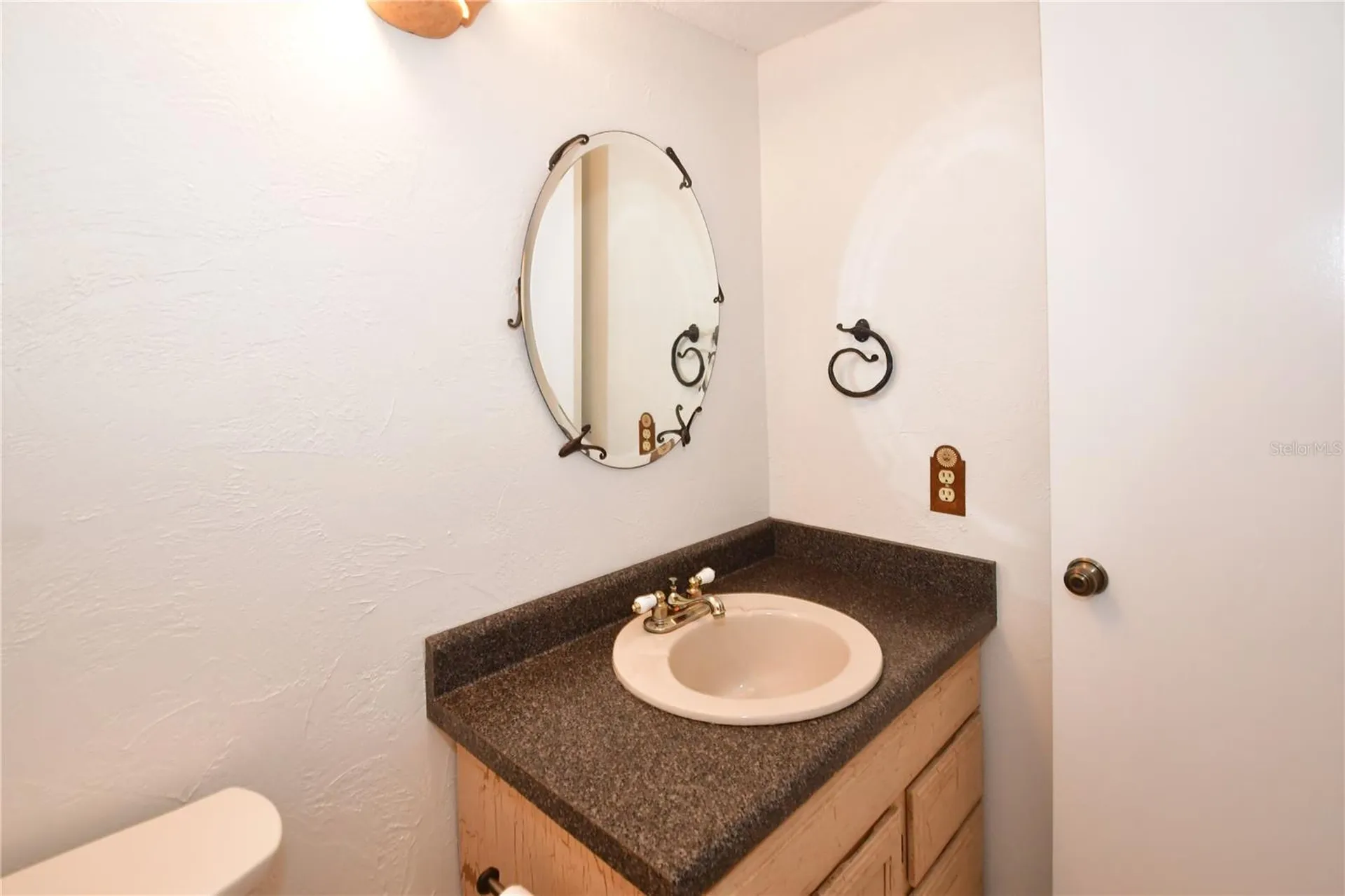 690 Island Way Clearwater FL 33767