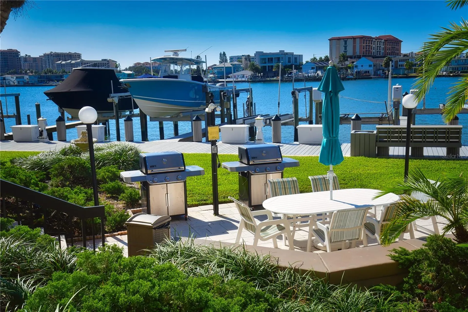 690 Island Way Clearwater FL 33767