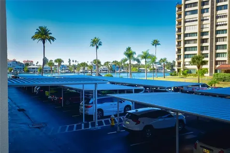 690 Island Way Clearwater FL 33767