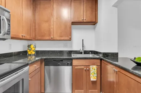 210 5th Avenue S St Petersburg FL 33701