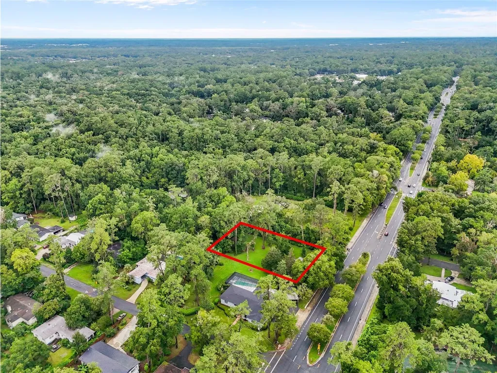 NW 16th Avenue Gainesville FL 32605