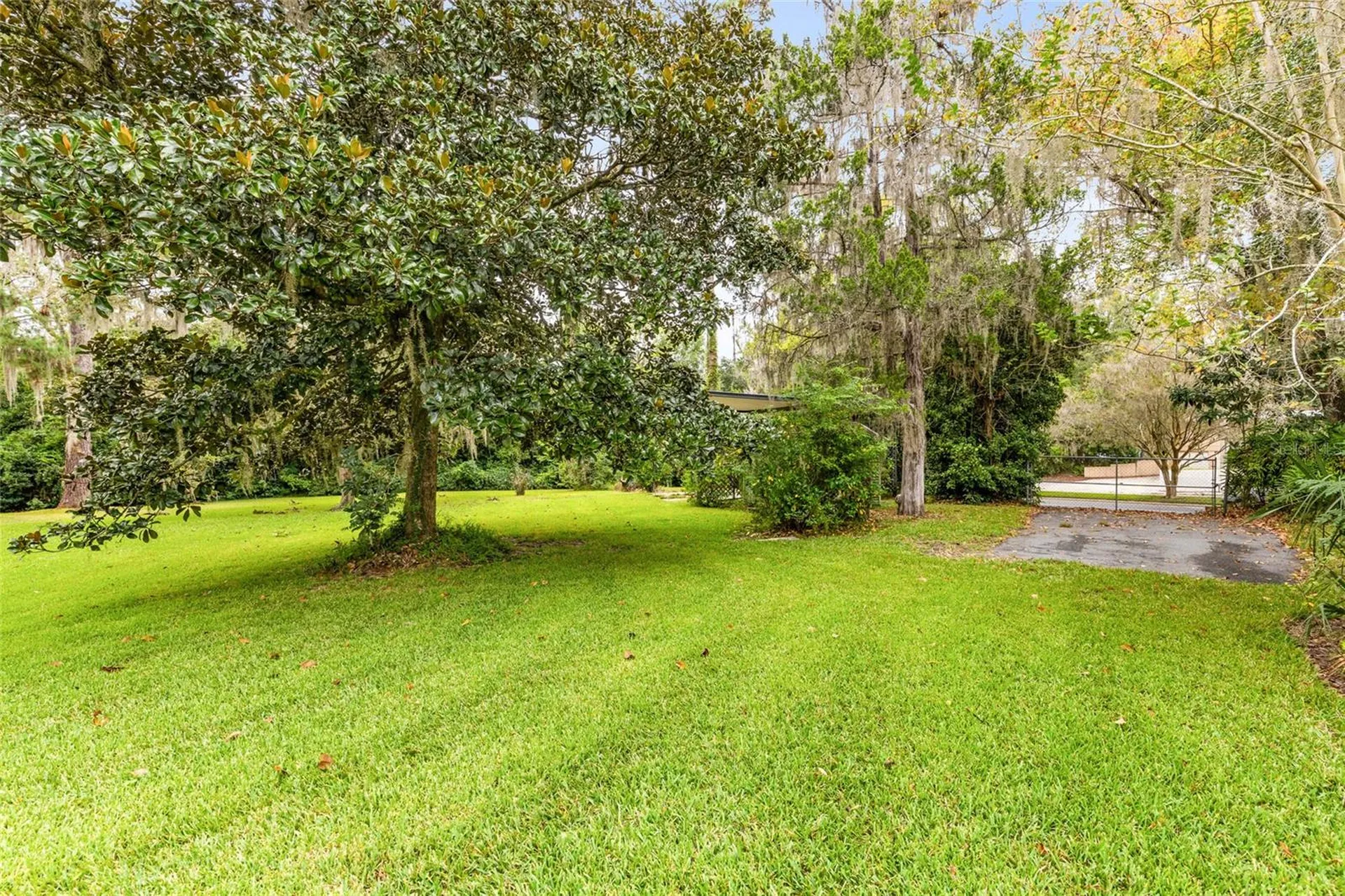 NW 16th Avenue Gainesville FL 32605