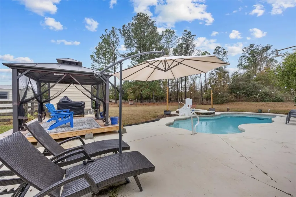 6864 NW County Road 229a Starke FL 32091