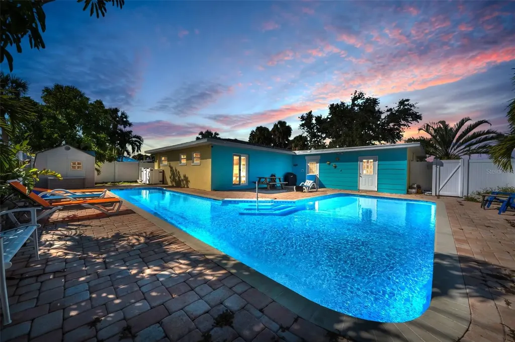 424 88th Avenue St Pete Beach FL 33706