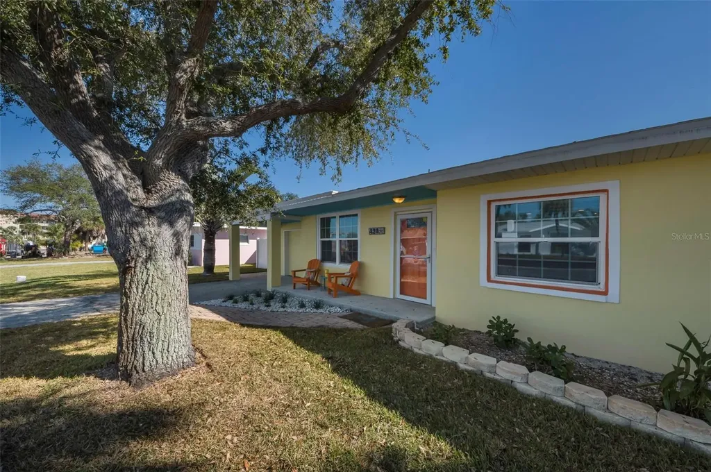 424 88th Avenue St Pete Beach FL 33706