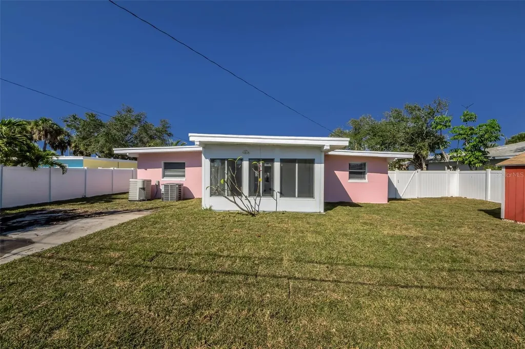 414 88th Avenue St Pete Beach FL 33706