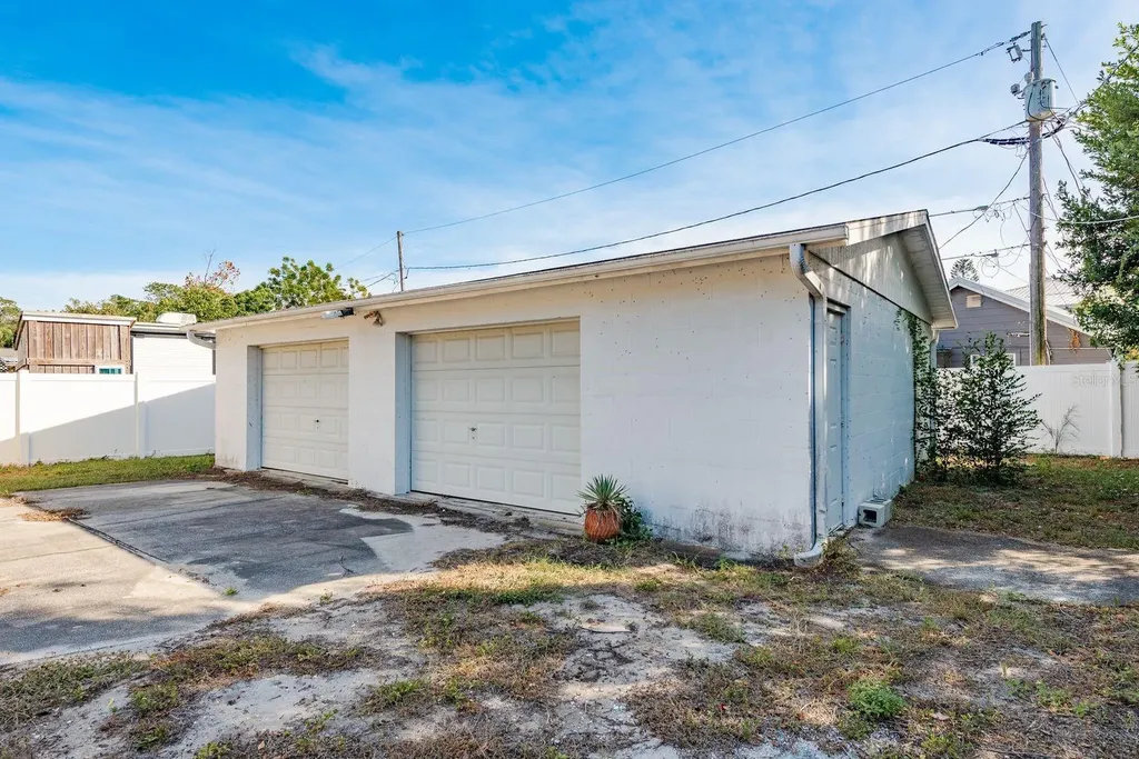 1235 Idlewild Drive Clearwater FL 33755