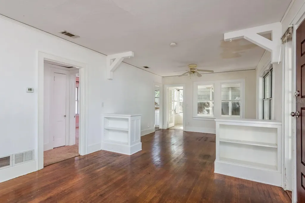 1235 Idlewild Drive Clearwater FL 33755