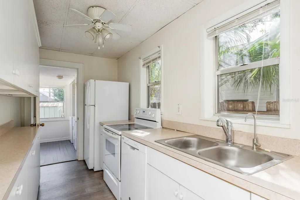 1235 Idlewild Drive Clearwater FL 33755