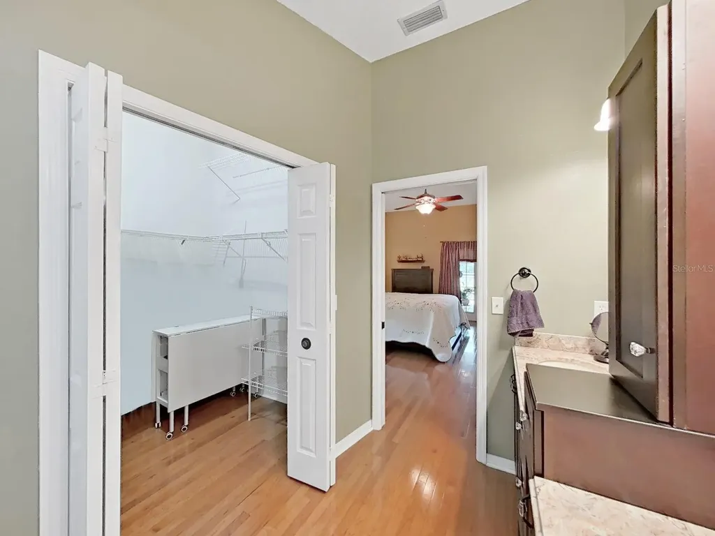 305 Running Horse Road Seffner FL 33584