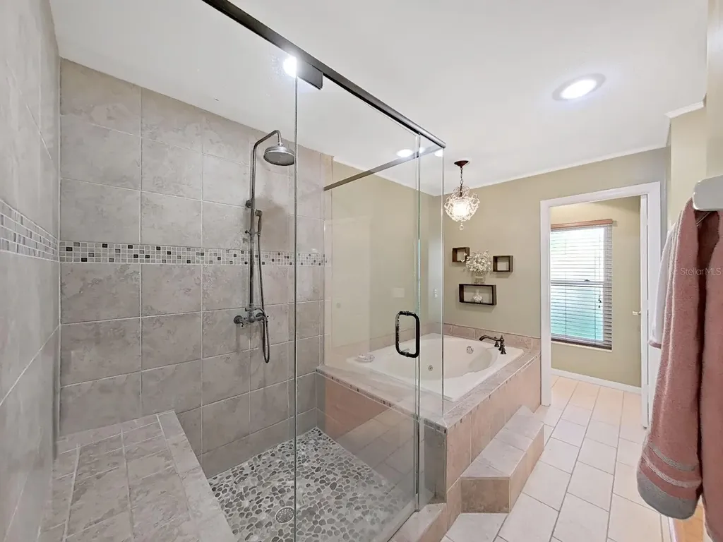 305 Running Horse Road Seffner FL 33584