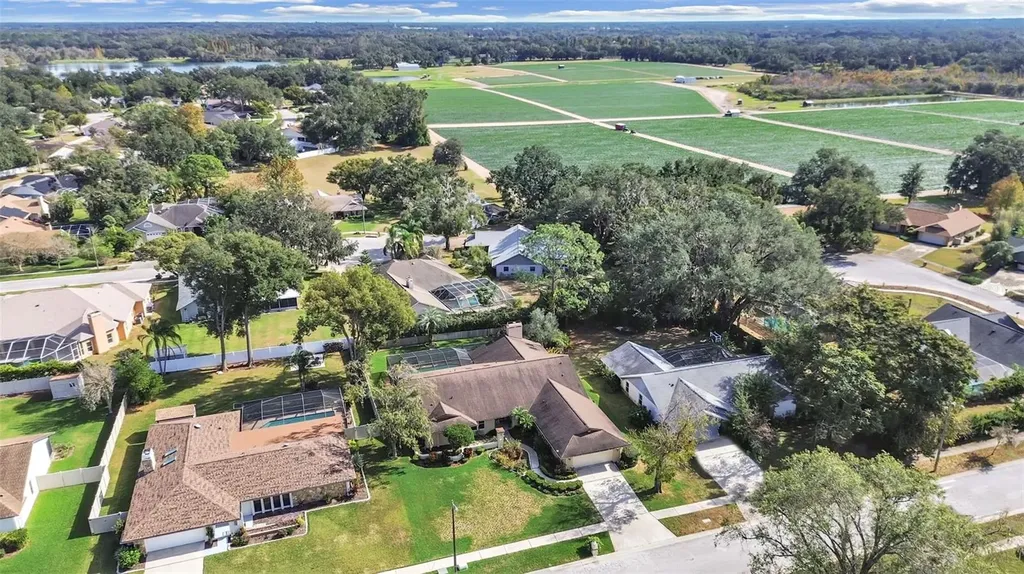 305 Running Horse Road Seffner FL 33584