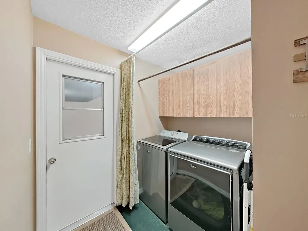 305 Running Horse Road Seffner FL 33584