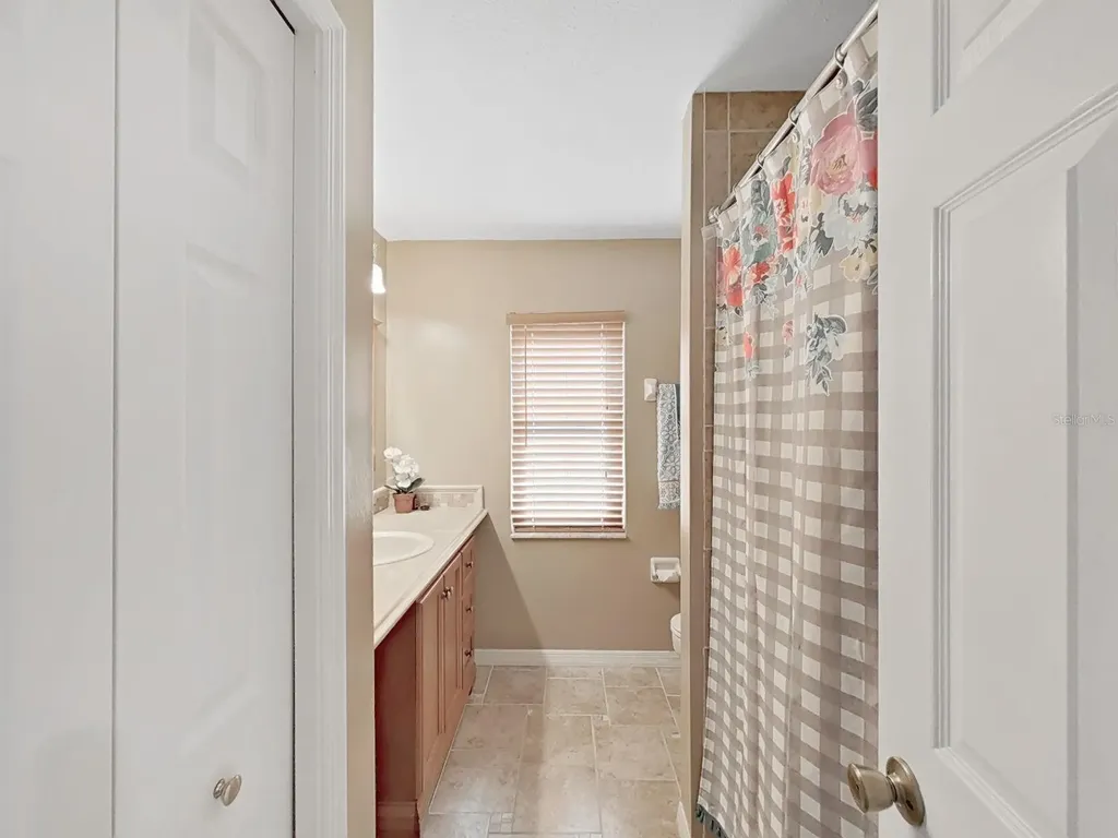 305 Running Horse Road Seffner FL 33584