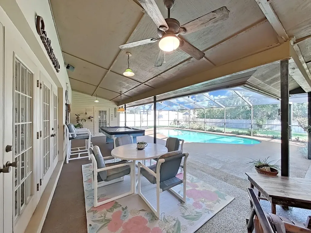 305 Running Horse Road Seffner FL 33584