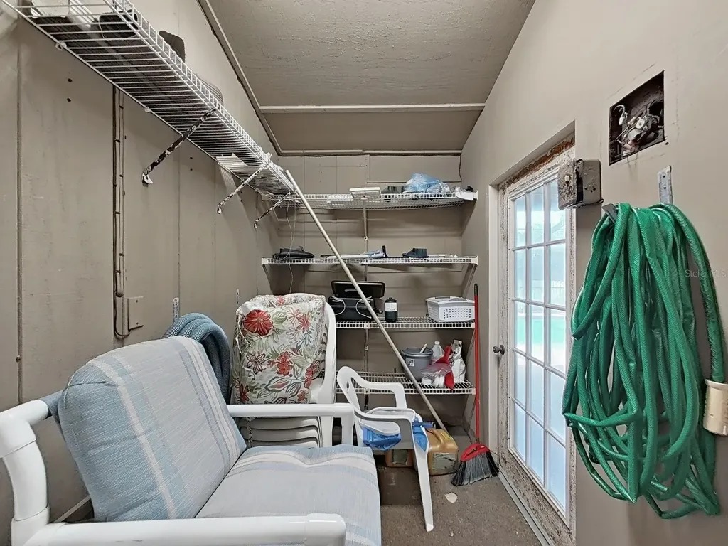 305 Running Horse Road Seffner FL 33584