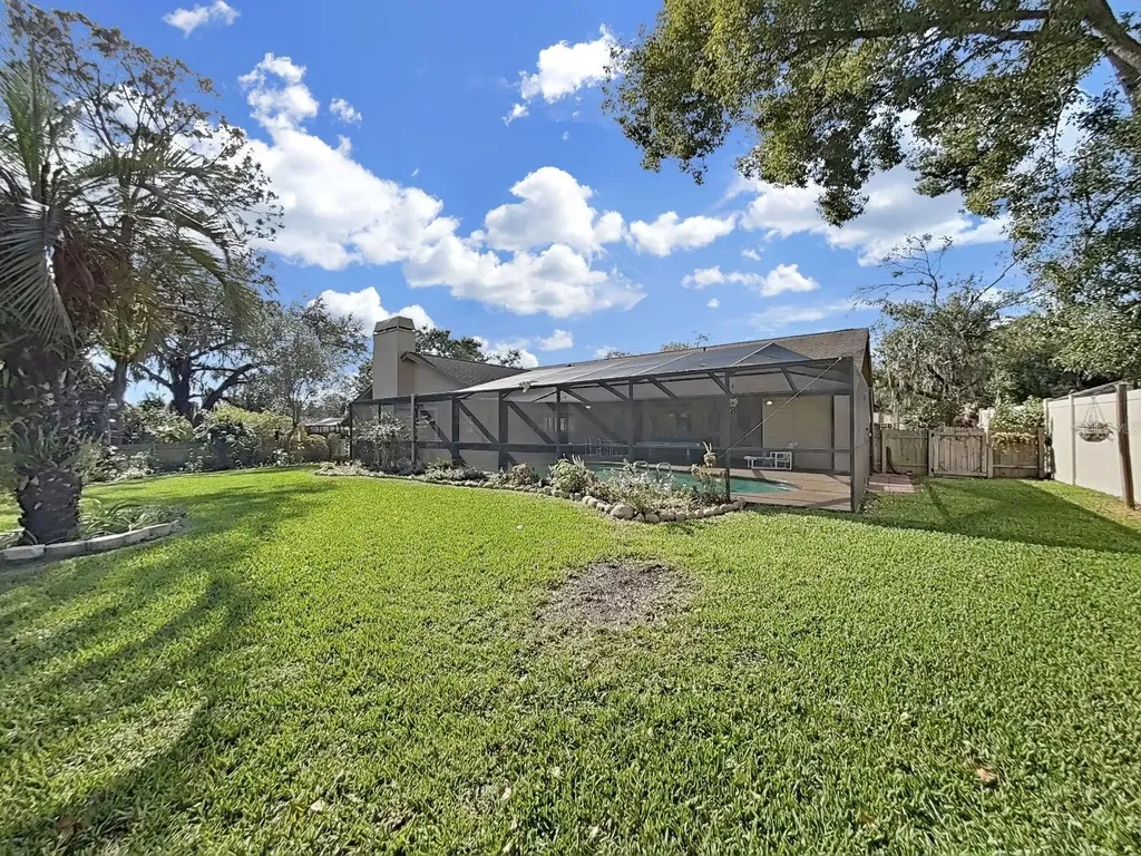 305 Running Horse Road Seffner FL 33584