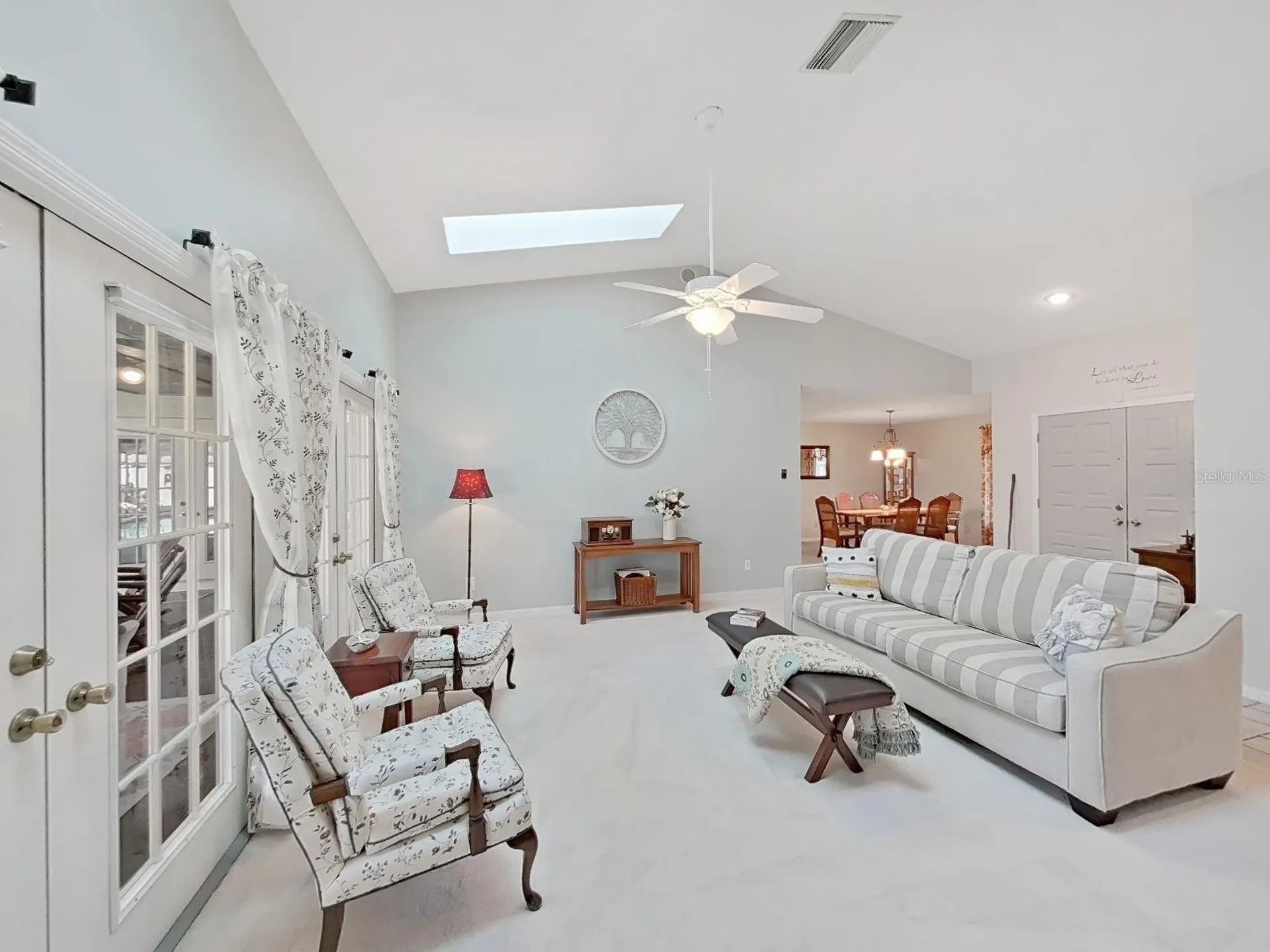 305 Running Horse Road Seffner FL 33584
