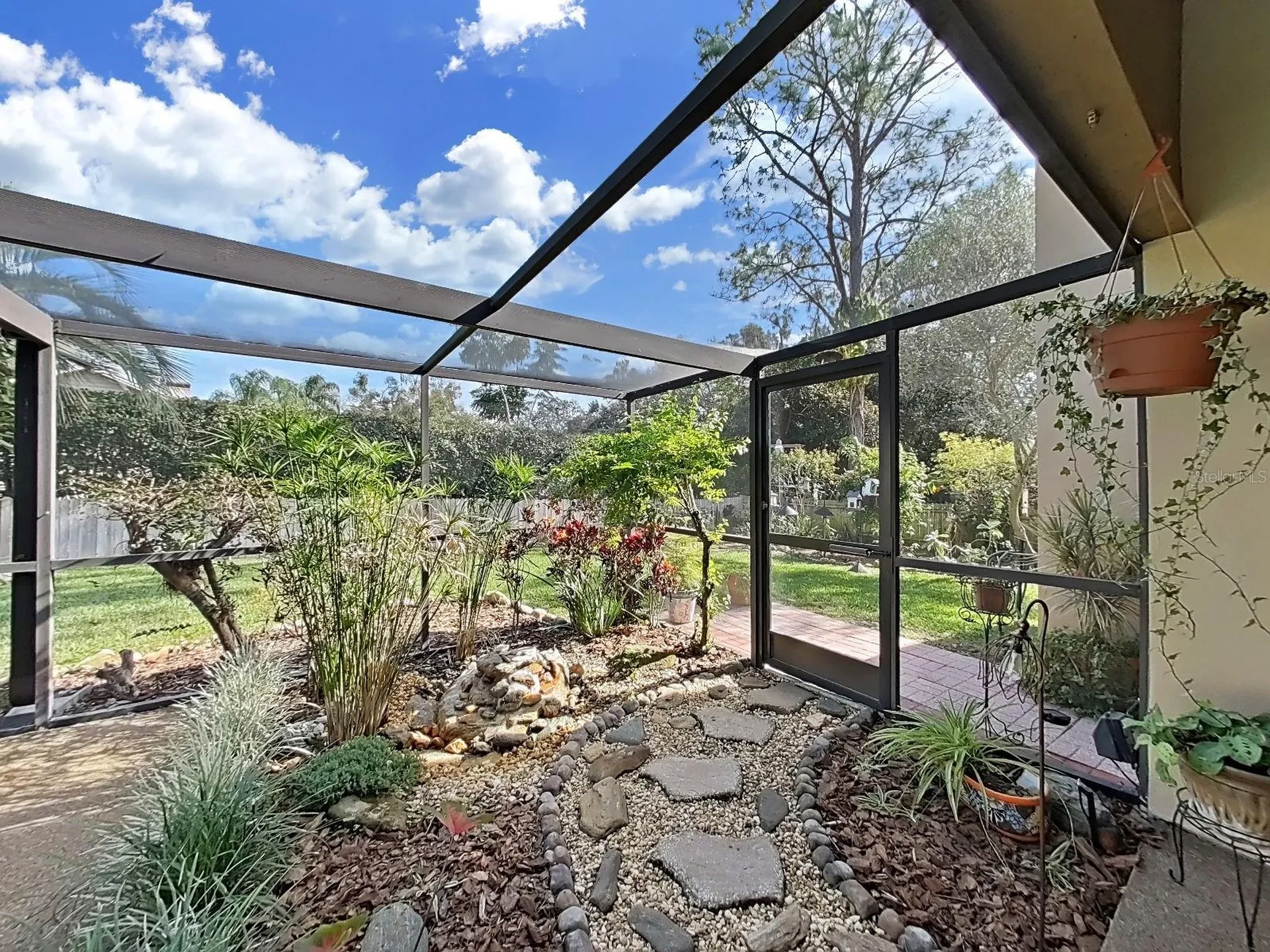 305 Running Horse Road Seffner FL 33584