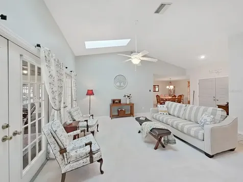 305 Running Horse Road Seffner FL 33584
