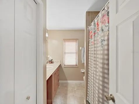 305 Running Horse Road Seffner FL 33584