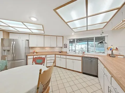 305 Running Horse Road Seffner FL 33584