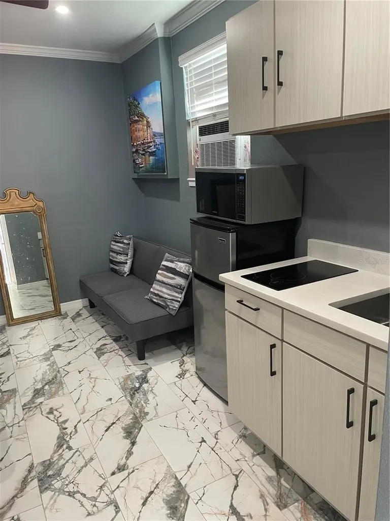 1929 3rd Avenue E Bradenton FL 34208