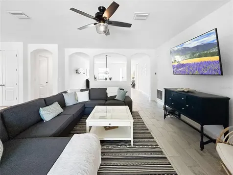 1619 Anastacia Lane Sun City Center FL 33573