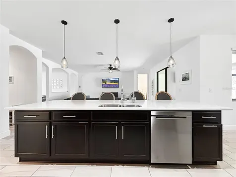 1619 Anastacia Lane Sun City Center FL 33573