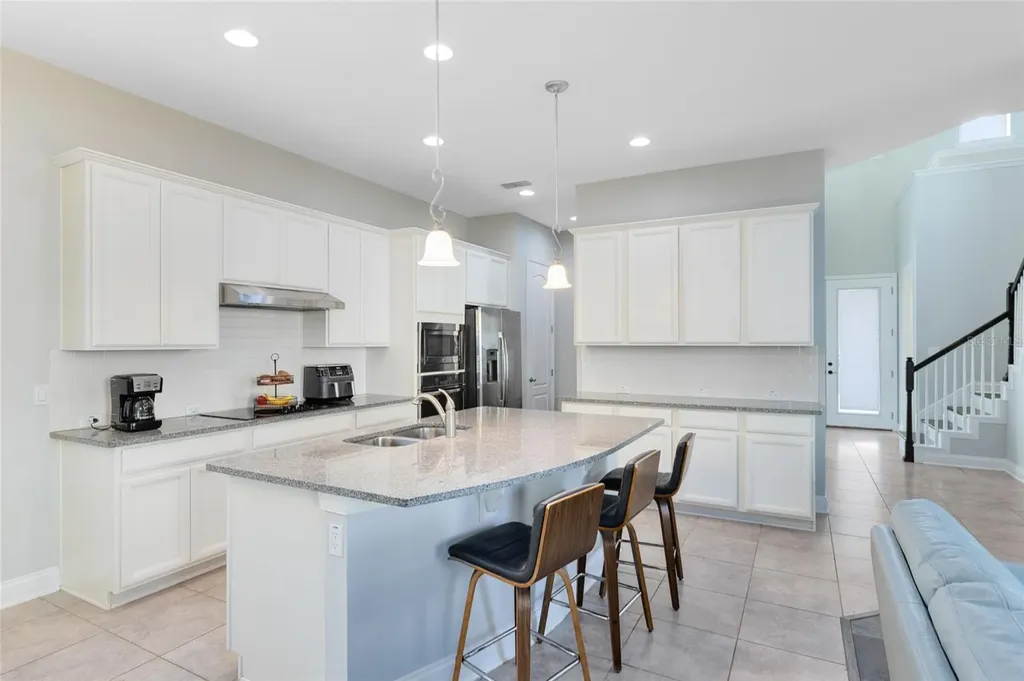 7749 Laureate Boulevard Orlando FL 32827