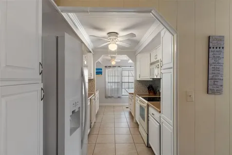 7444 Highpoint Boulevard Brooksville FL 34613