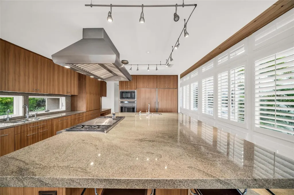 1404 Kenilworth Street Sarasota FL 34231