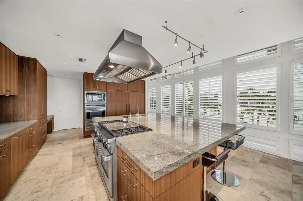 1404 Kenilworth Street Sarasota FL 34231