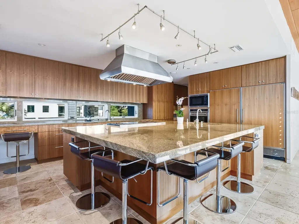1404 Kenilworth Street Sarasota FL 34231