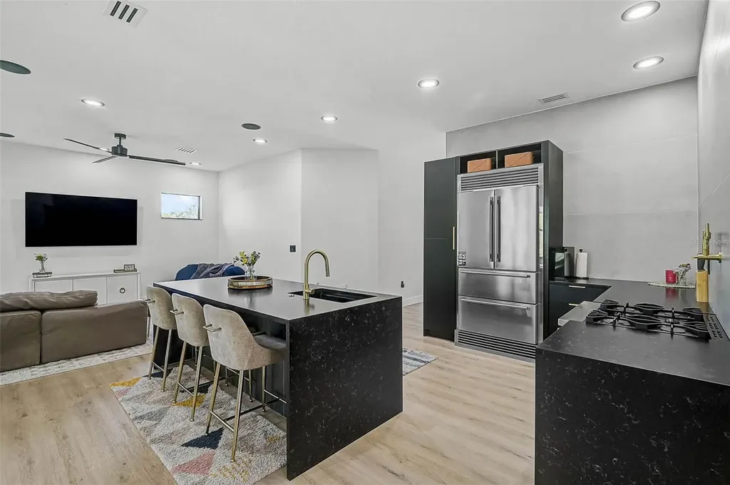 3635 80th Drive E Sarasota FL 34243