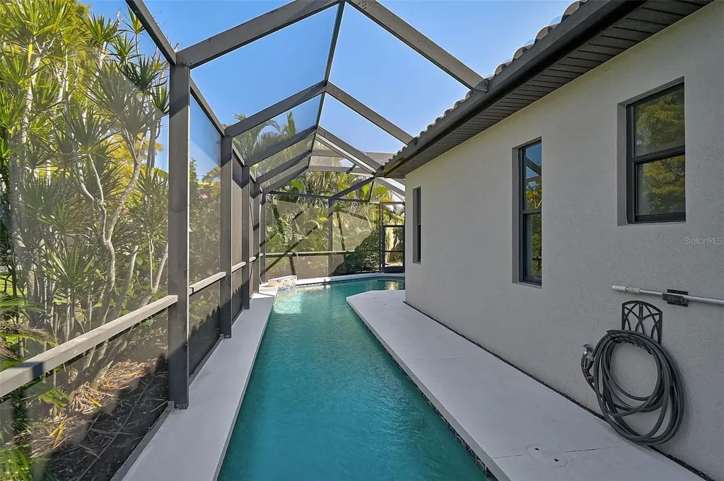 3635 80th Drive E Sarasota FL 34243